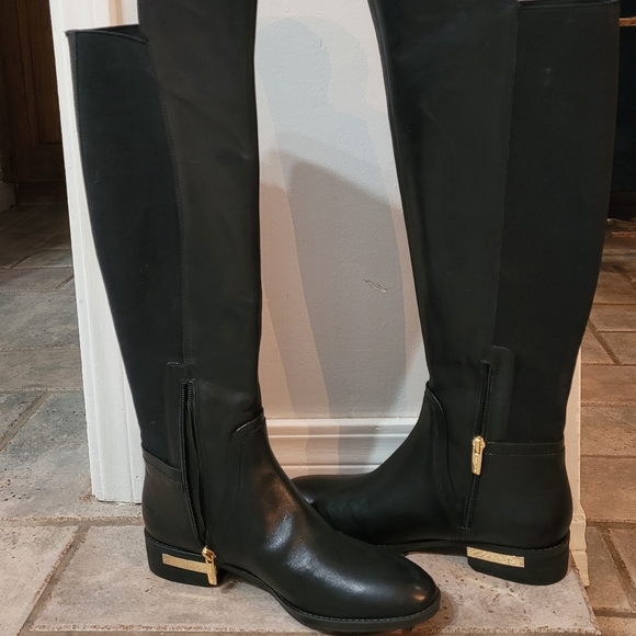 🤑SOLD🤑NEW Vince Camuto Pardonal Black Over-The-Knee Boots - Picture 2 of 8